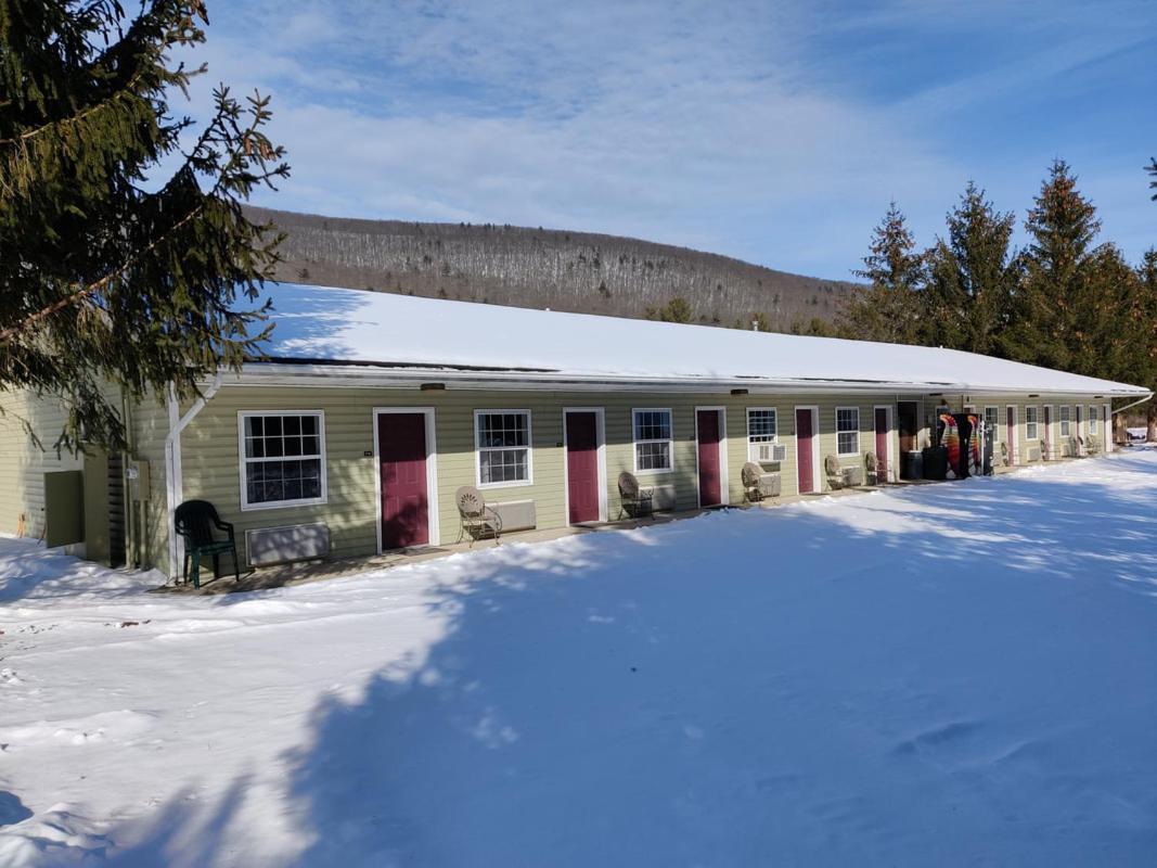 Coach Stop Motel Wellsboro Ngoại thất bức ảnh
