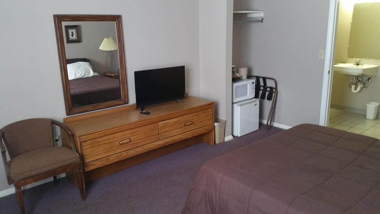 Coach Stop Motel Wellsboro Ngoại thất bức ảnh