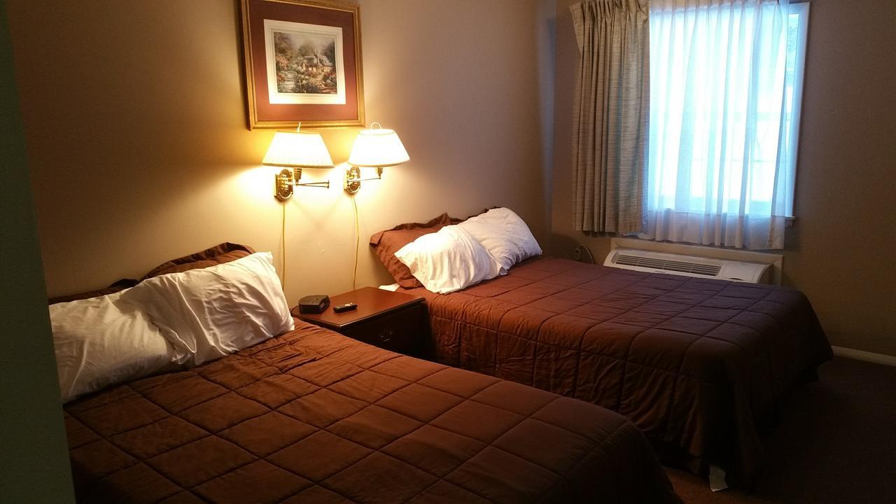 Coach Stop Motel Wellsboro Ngoại thất bức ảnh